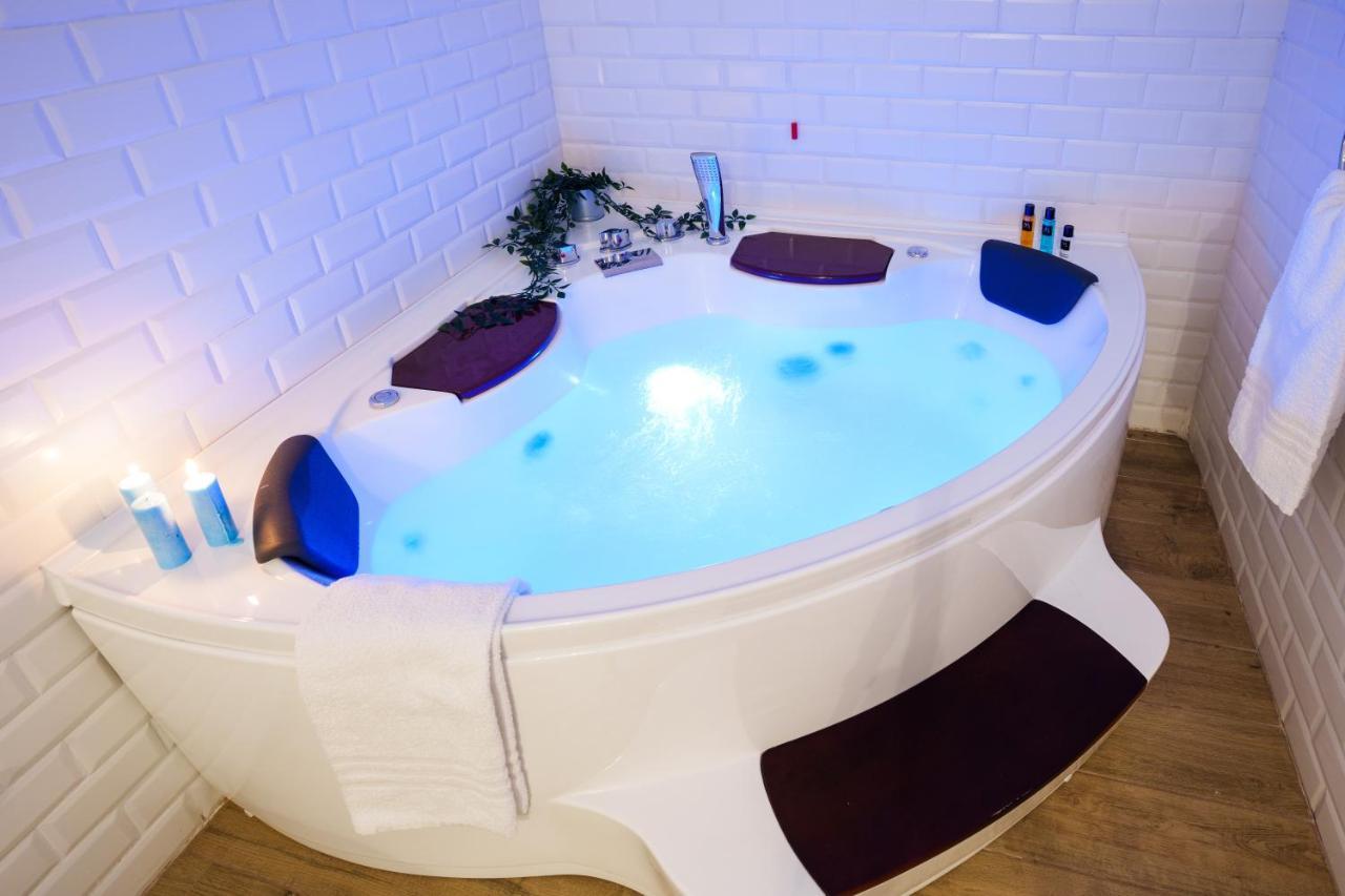 Quattro Torri B&B Санта-Тереза-ди-Рива Экстерьер фото